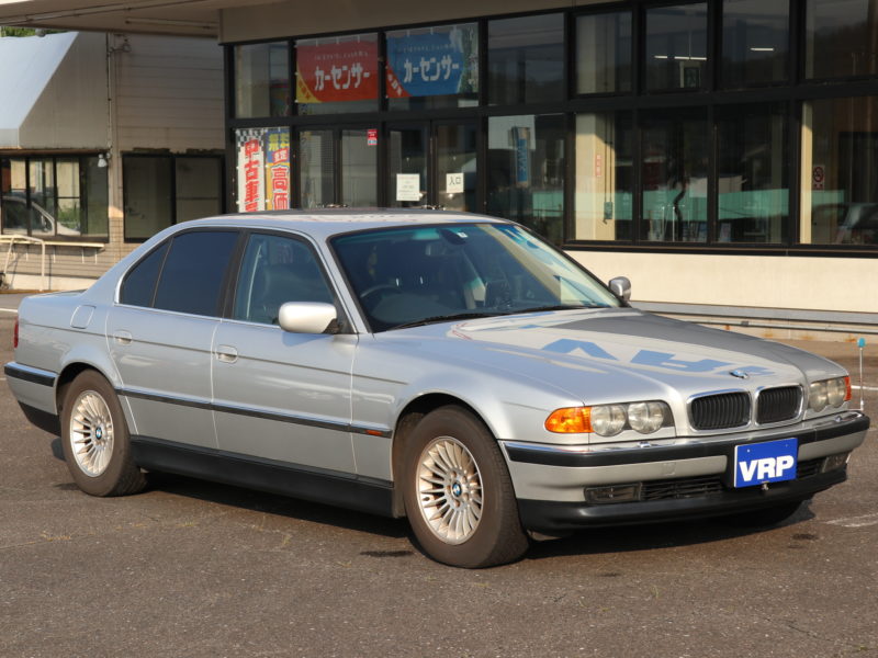 BMW 740i サンルーフ付き | VRP｜岐阜の機械設計会社です。旧車