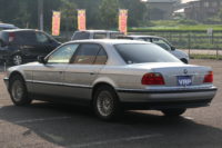 BMW 740i　サンルーフ付き