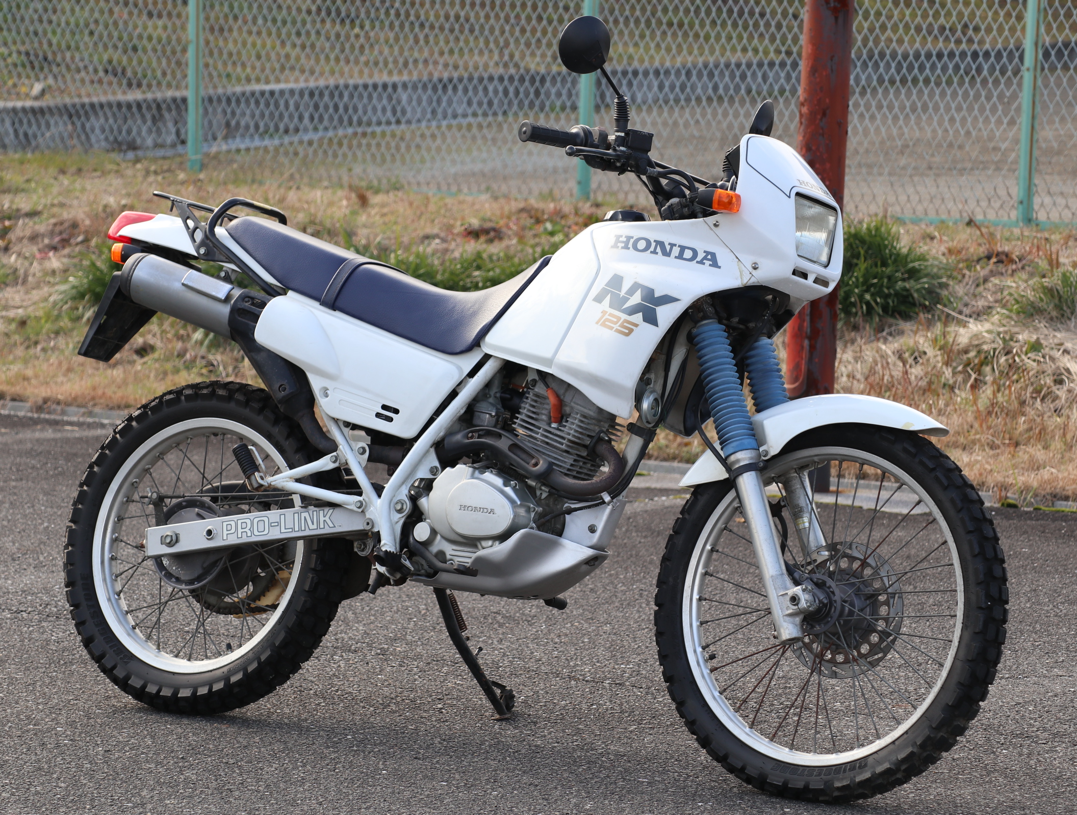 ホンダ　NX125　白