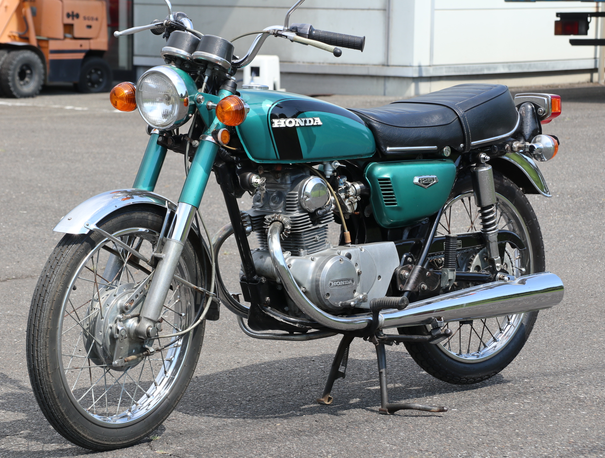 ホンダ　CB125　緑